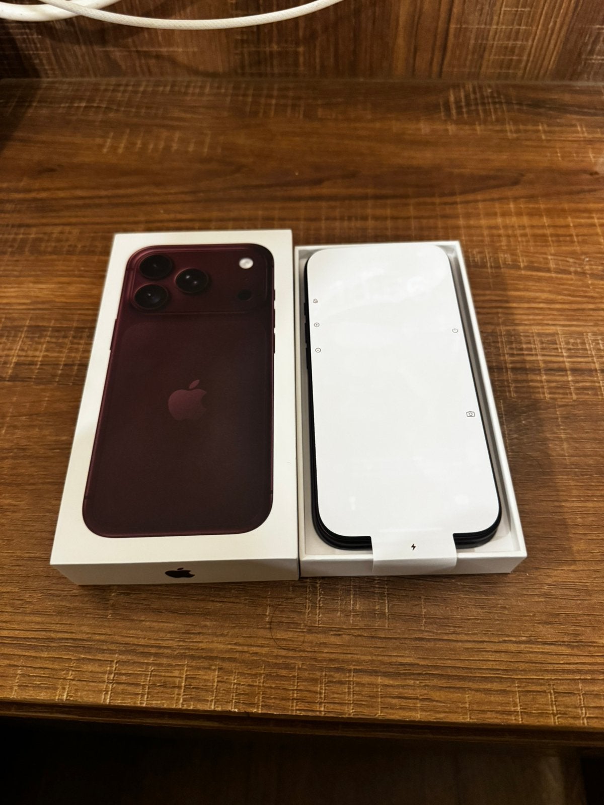 Iphone 18 pro, 256gb, Burgundy, 256 GB, Overige modellen, Ophalen of Verzenden, Zo goed als nieuw