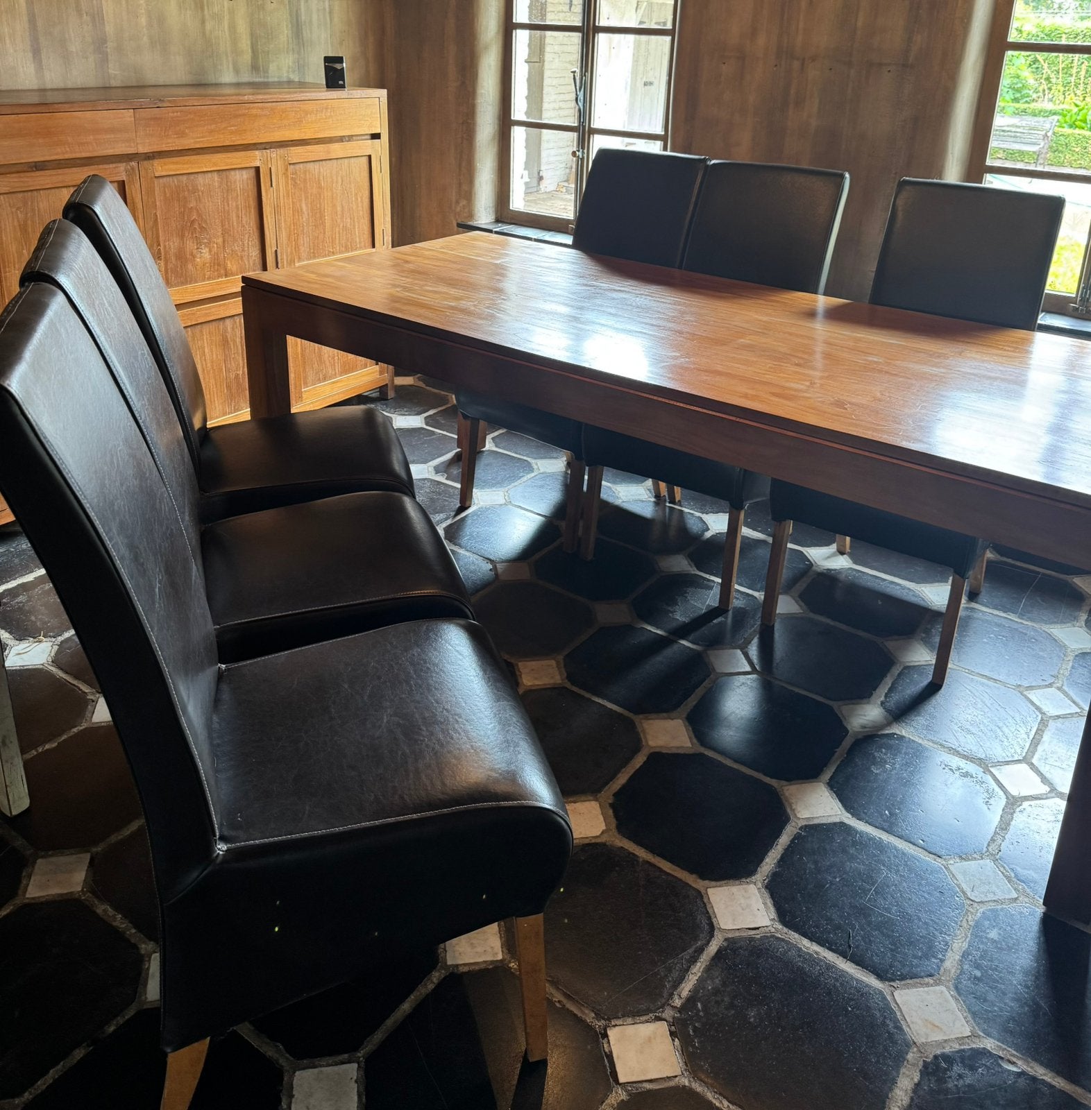 Eetkamer set (tafel, 6stoelen , dressoir en bijkast), Enlèvement, Utilisé, 6 à 8 chaises
