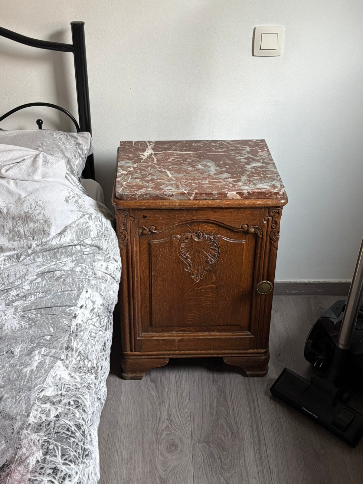 Table de nuit, Enlèvement, Utilisé, Bois