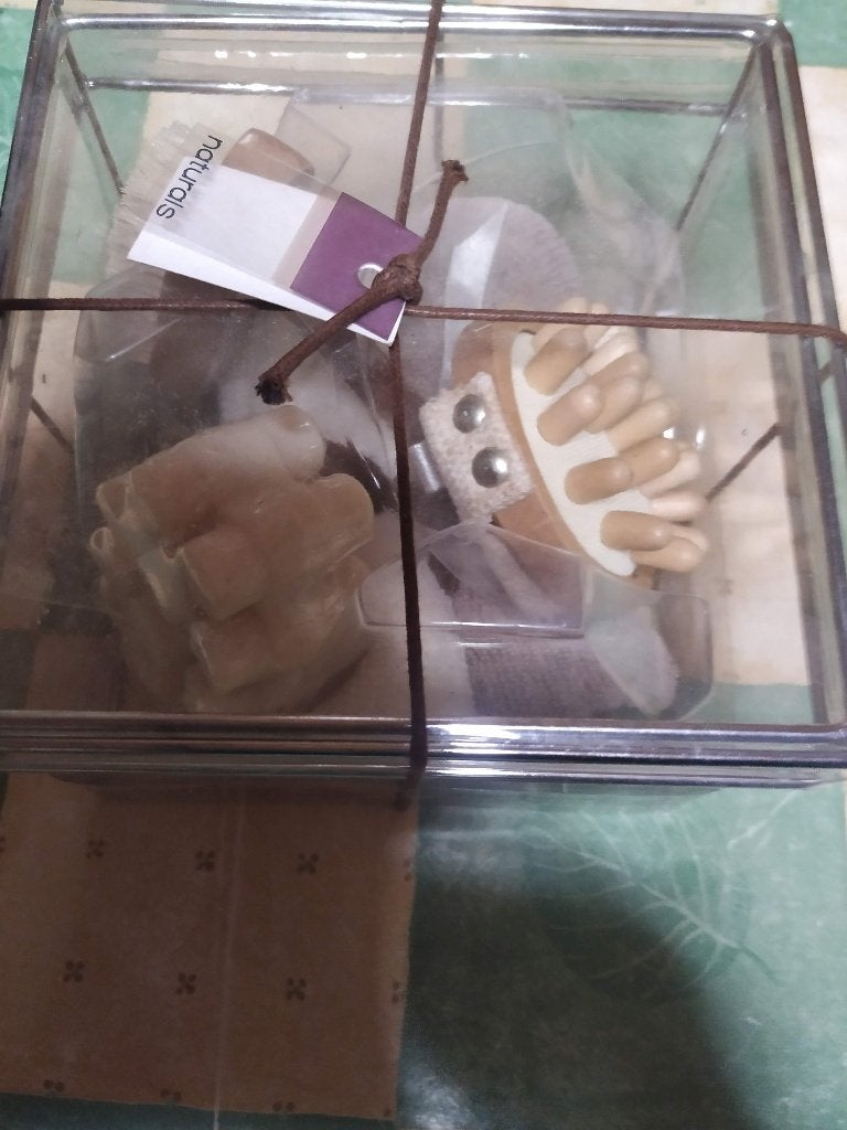 cadeaukistje met verzorgingsattributen massage spinternieuw, Enlèvement ou Envoi, Neuf