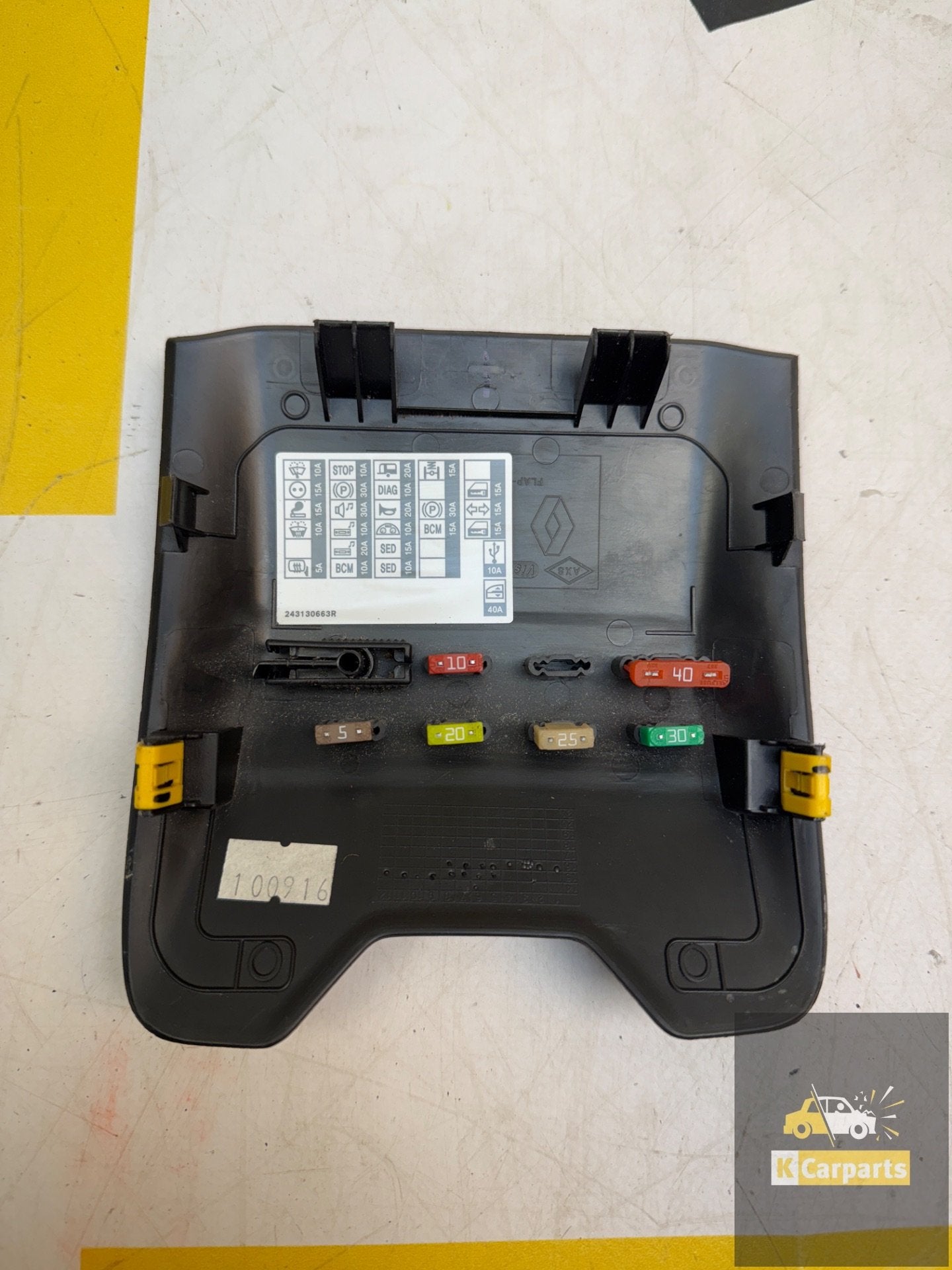 Bouchon de fusible Renault 24310663r, Info@fabrikant.eu, Fabrikant BV, Utilisé, Renault