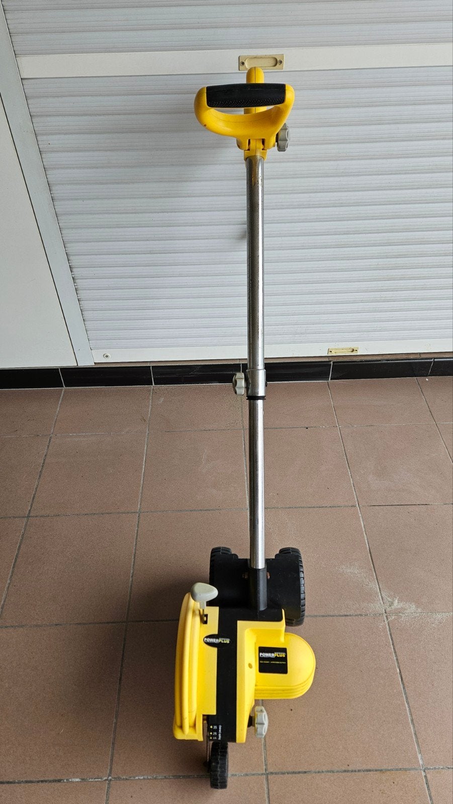 Gazonrandsnijder, Bricolage & Construction, Enlèvement