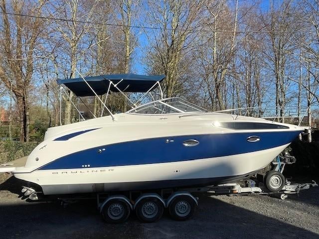 Bayliner 265 cruiser Mercruiser 5.0 MPI Bravo 3 op trailer, Watersport en Boten, Ophalen, 50 pk of meer, Binnenboordmotor, Polyester