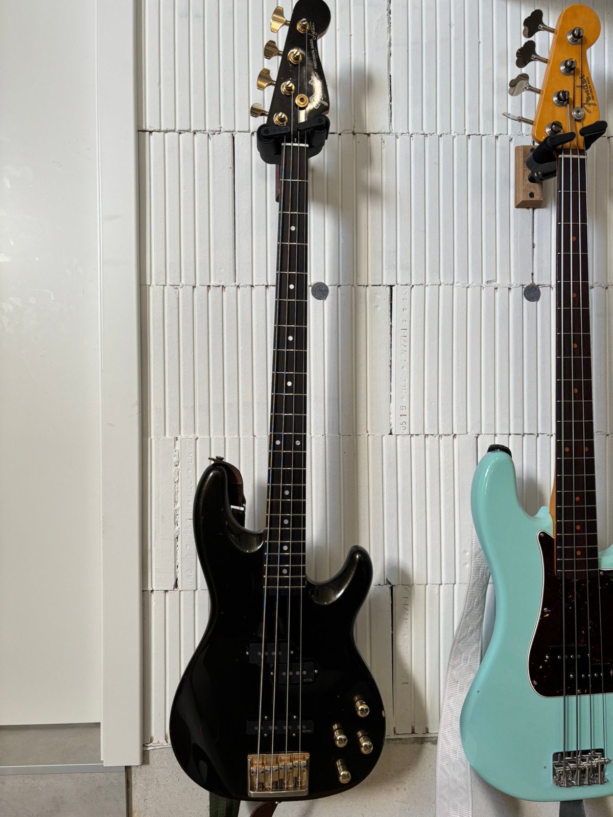 Fender precision lyte made in japan 1990-91, Muziek en Instrumenten, Ophalen, Zo goed als nieuw