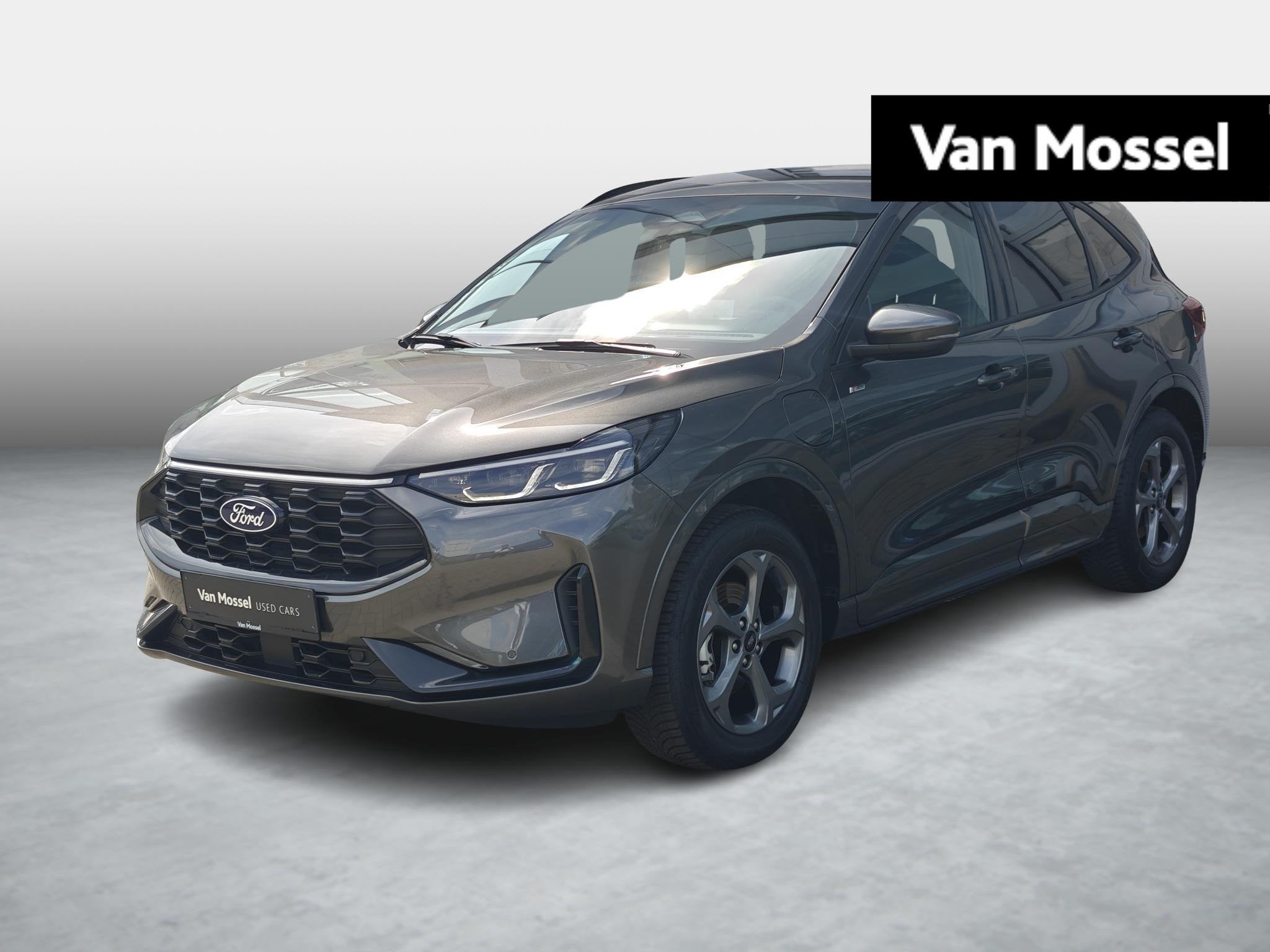 Ford Kuga ST-Line - Winter Pack - Head Up Display, Argent ou Gris, 2500 cm³, Hybride rechargeable, 5 portes