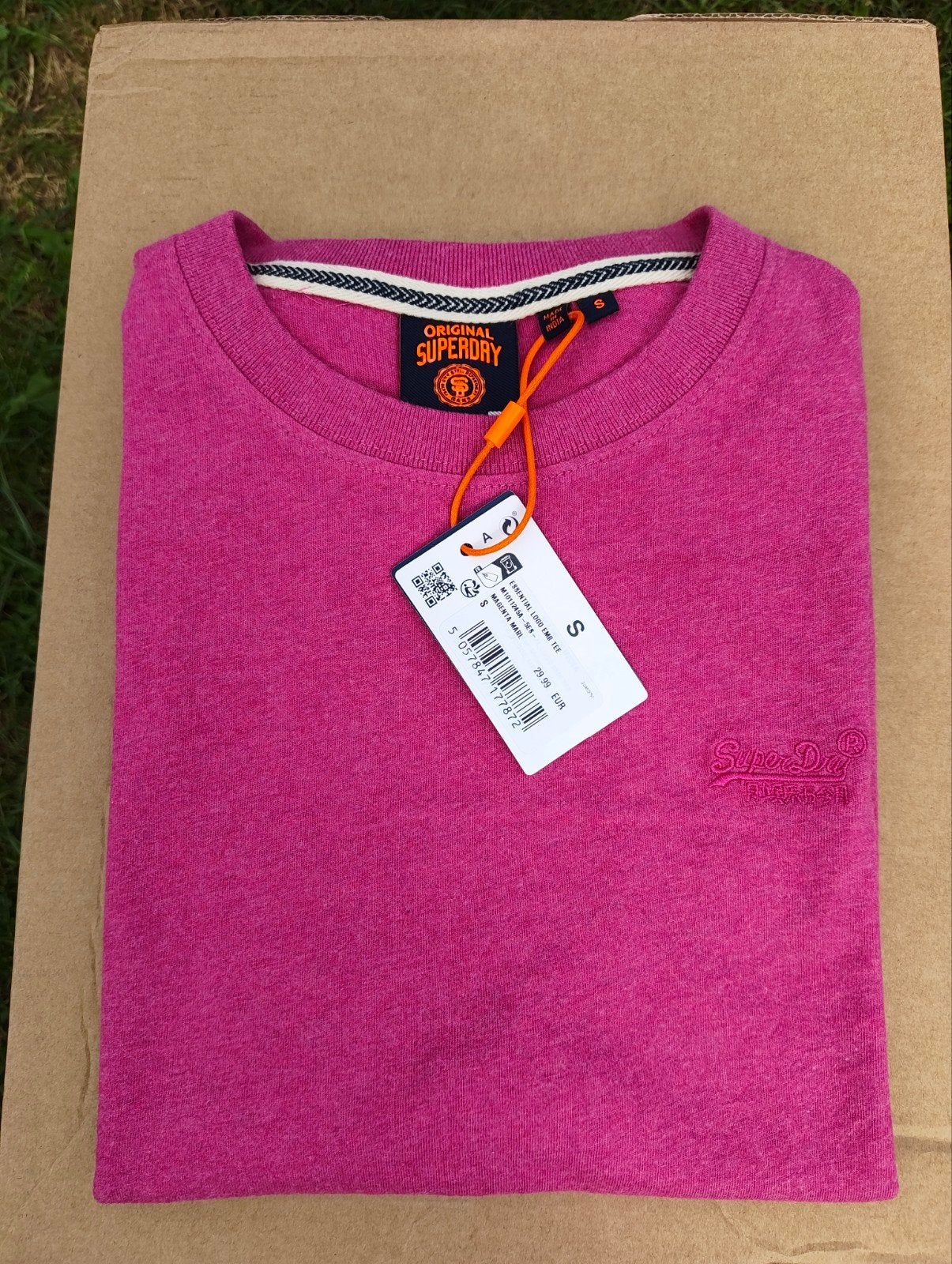 T-shirt Superdry Neuf avec étiquette  (Prix boutique 30€), Neuf, Enlèvement ou Envoi, Rose, Taille 46 (S) ou plus petite