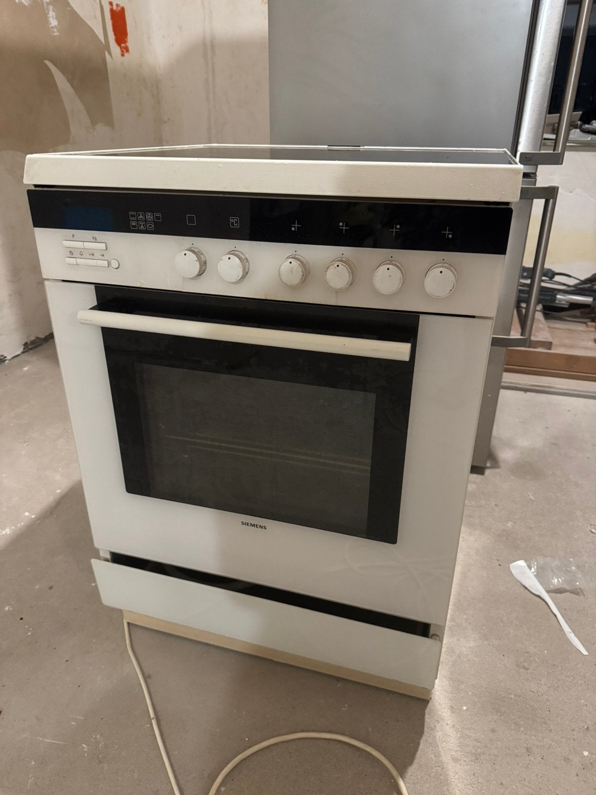 Siemens fornuis 60cm, Elektronische apparatuur, Ophalen, Gebruikt, 60 cm of meer, 4 kookzones