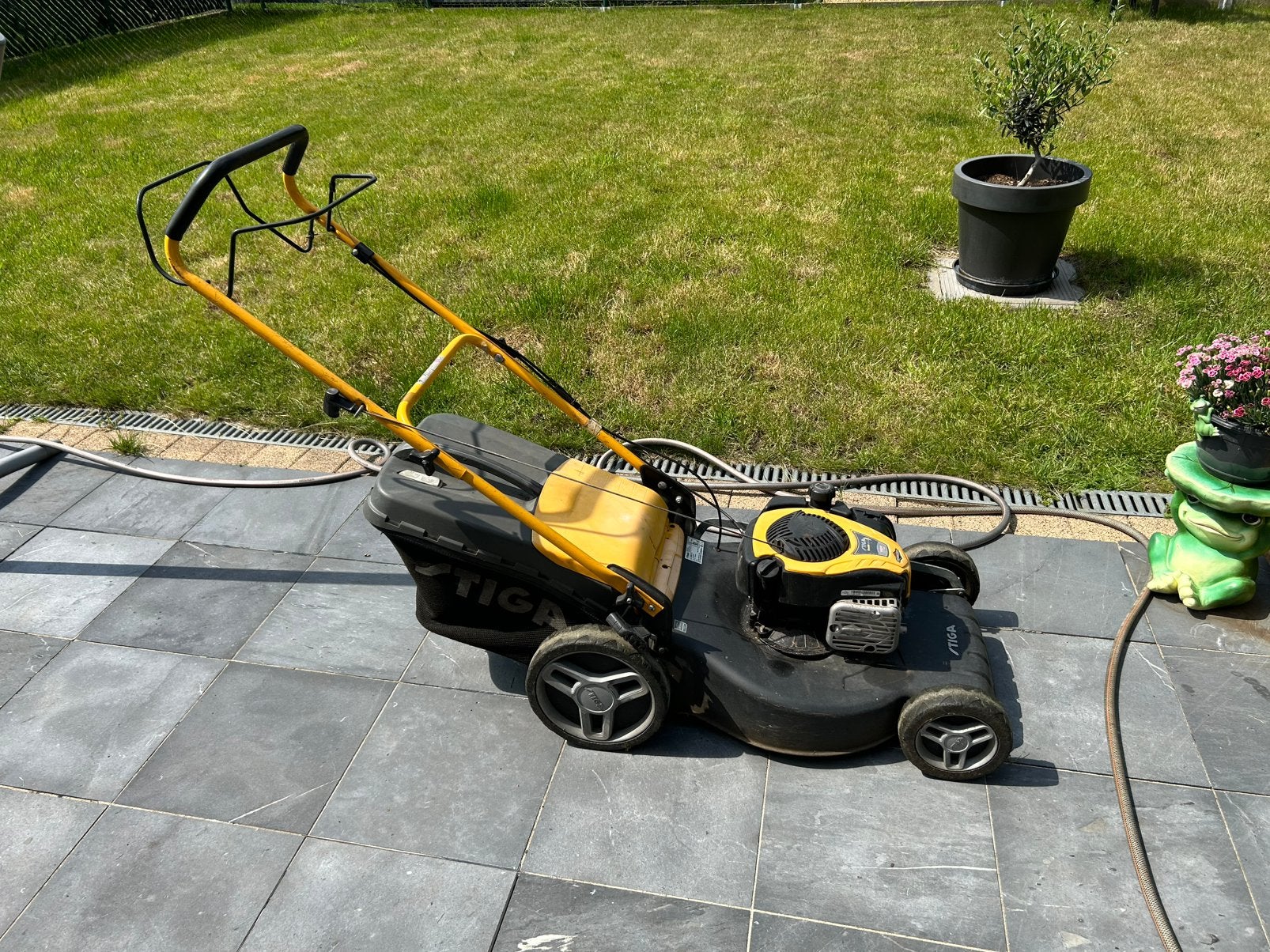 Grasmachine, Tuin en Terras, Grasmaaiers, Ophalen, Gebruikt, Benzine-grasmaaier