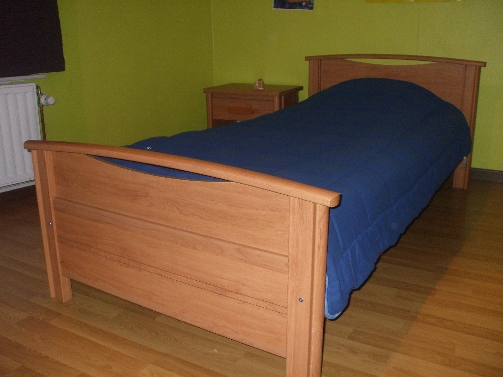 lit 1 personne, Maison & Meubles, 100 cm, Autres couleurs, Enlèvement, Bois