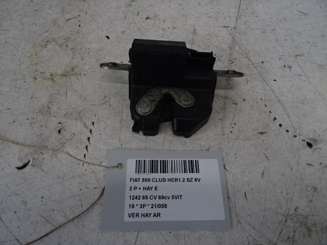 SERRURE COFFRE Fiat 500 (312) (01-2007/12-2012), Autos : Pièces & Accessoires, Carrosserie & Tôlerie, Utilisé, Fiat, Haillon arrière