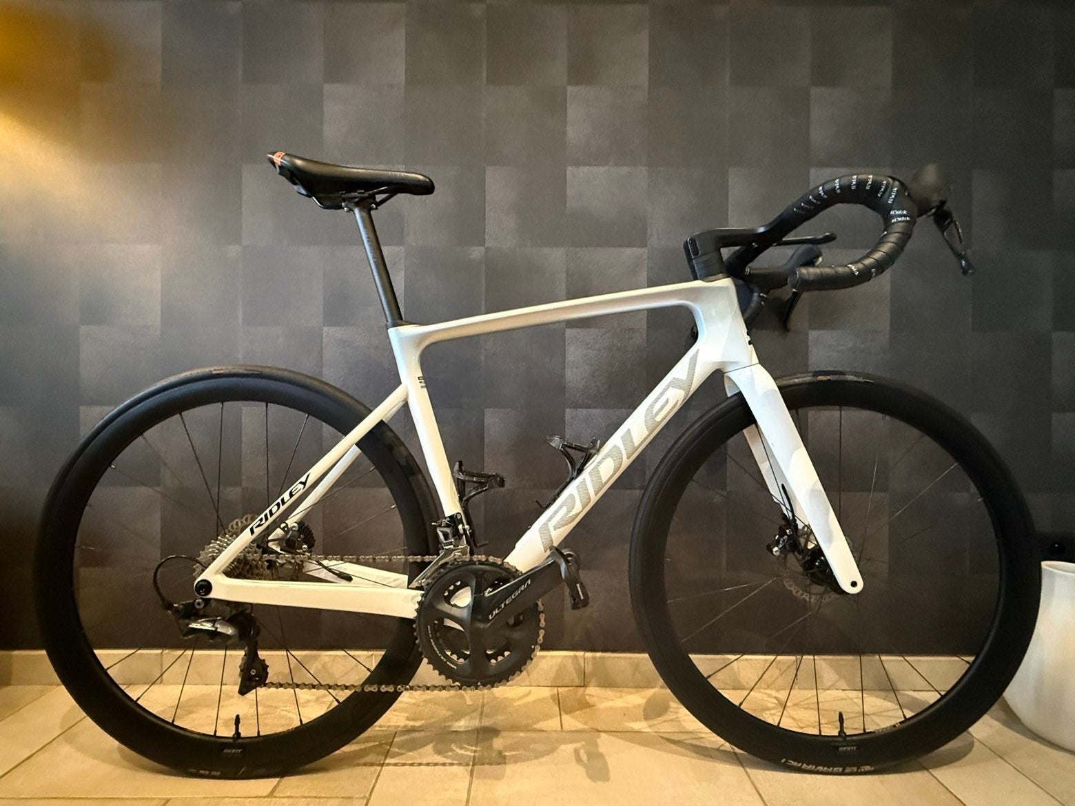 Ridley Falcn maat M (56)– Shimano Ultegra 11 speed, Carbon, Zo goed als nieuw, 53 tot 57 cm, Ophalen