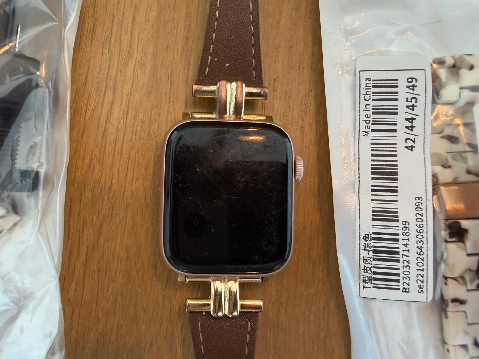 Apple Watch Series 5 (44mm) + extra bandjes, Handtassen en Accessoires, Smartwatches, Ophalen, Zo goed als nieuw
