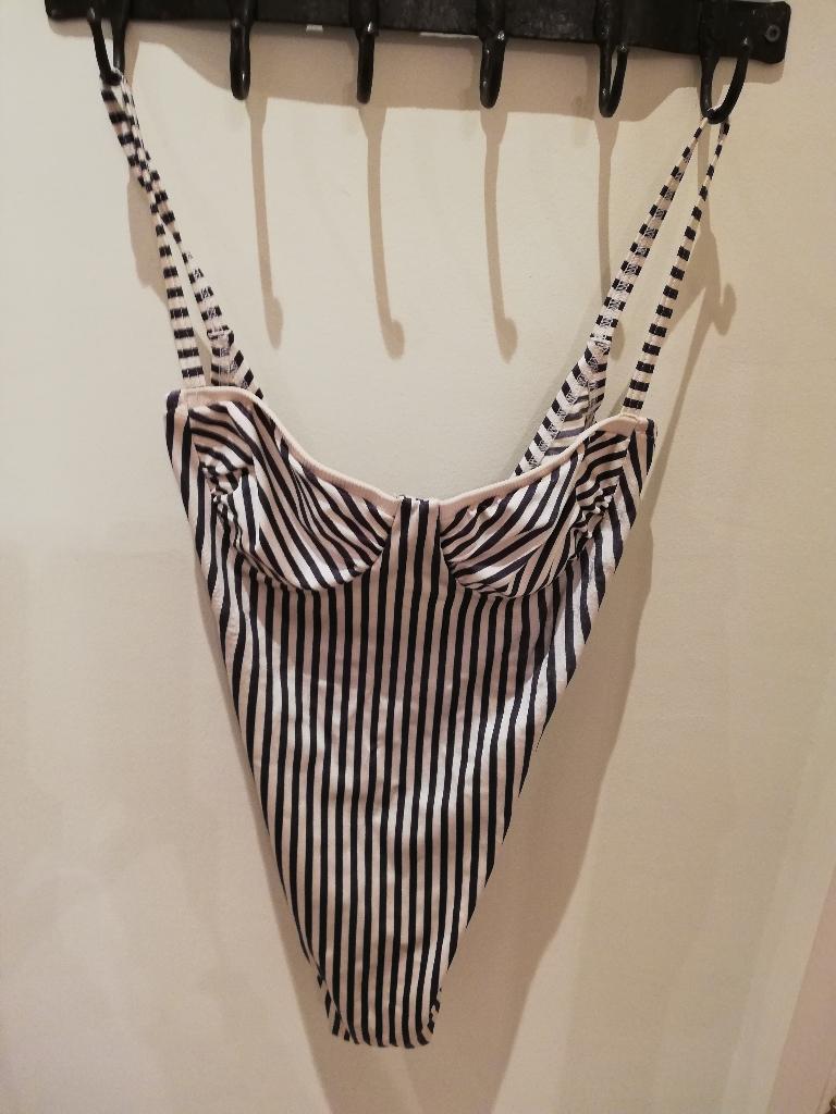 Maillot de bains, Vêtements | Femmes, Autres couleurs, Comme neuf, Enlèvement, Maillot de bain