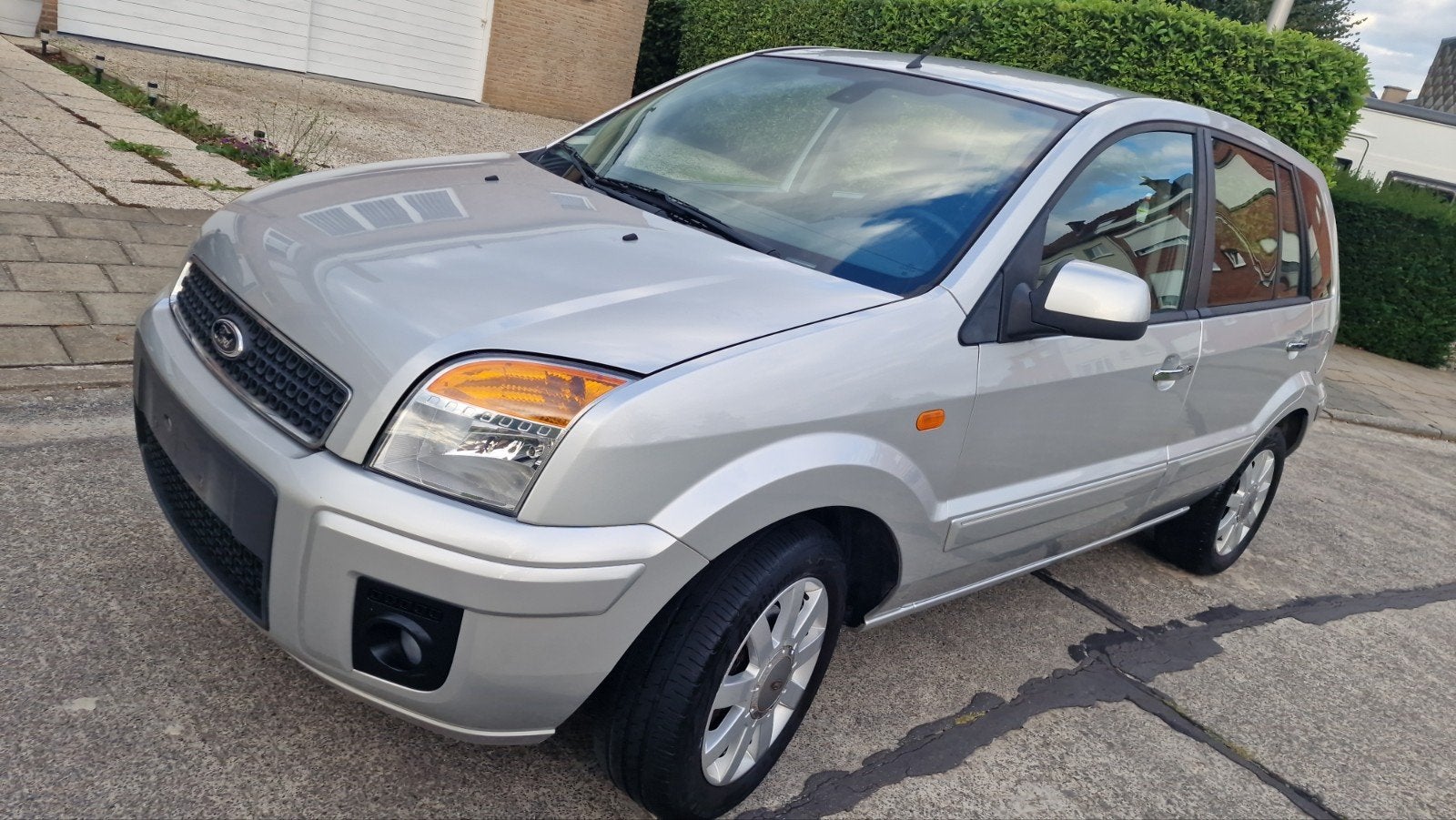 Ford fusion 1.4 benzine km 61000 + CAR - PASS, Autos, Air conditionné, Argent ou Gris, Boîte manuelle, 5 portes