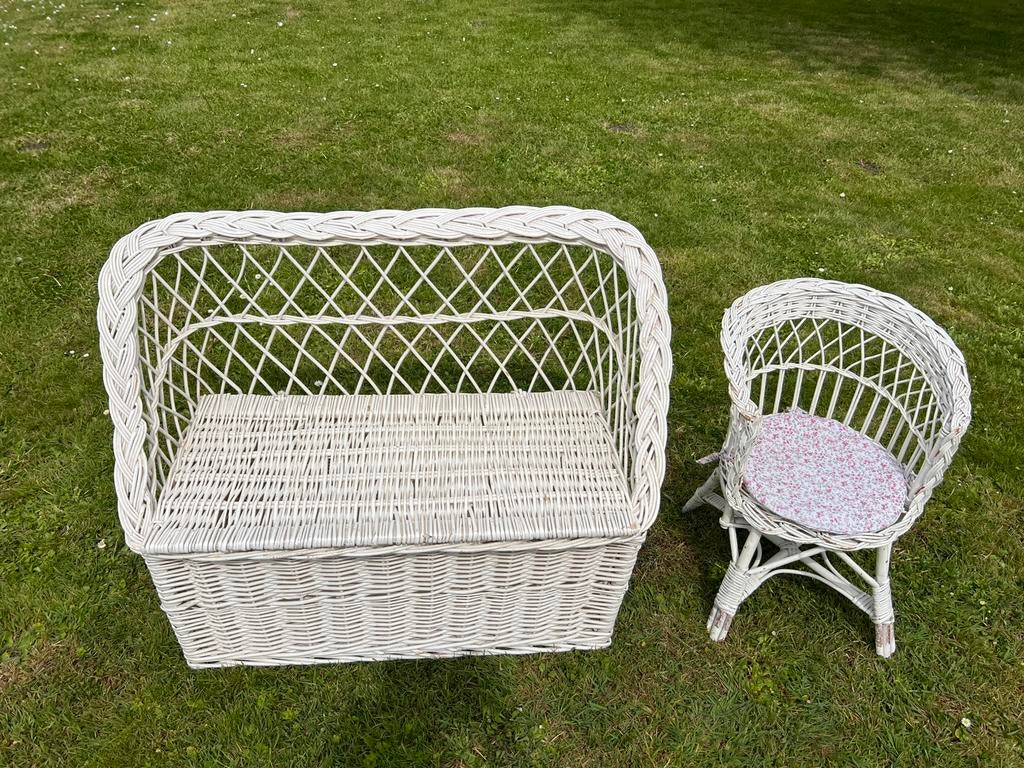 Ensemble banc et chaise en rotin blanc pour enfants, Enlèvement, Utilisé