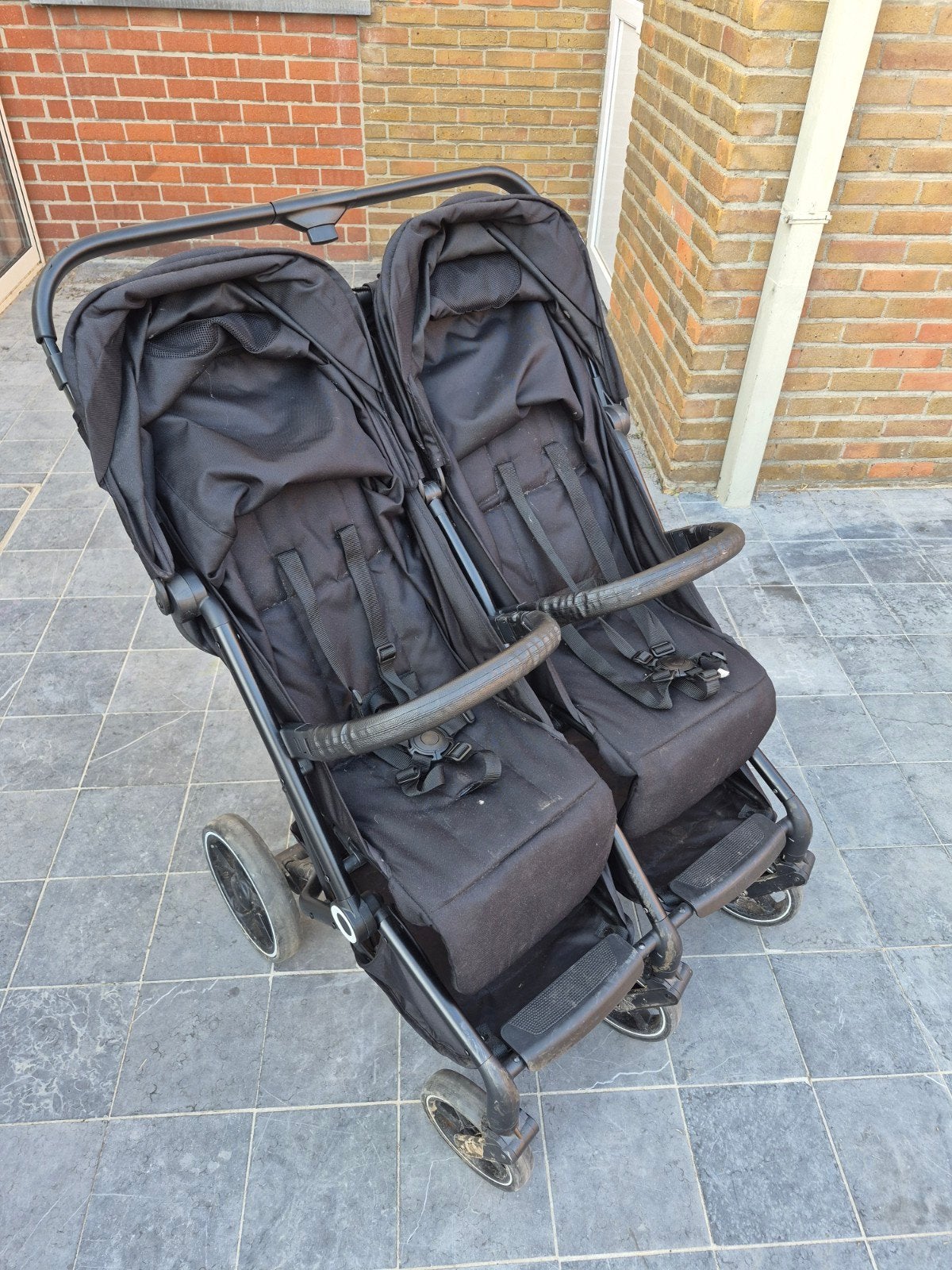 poussette double, Enlèvement