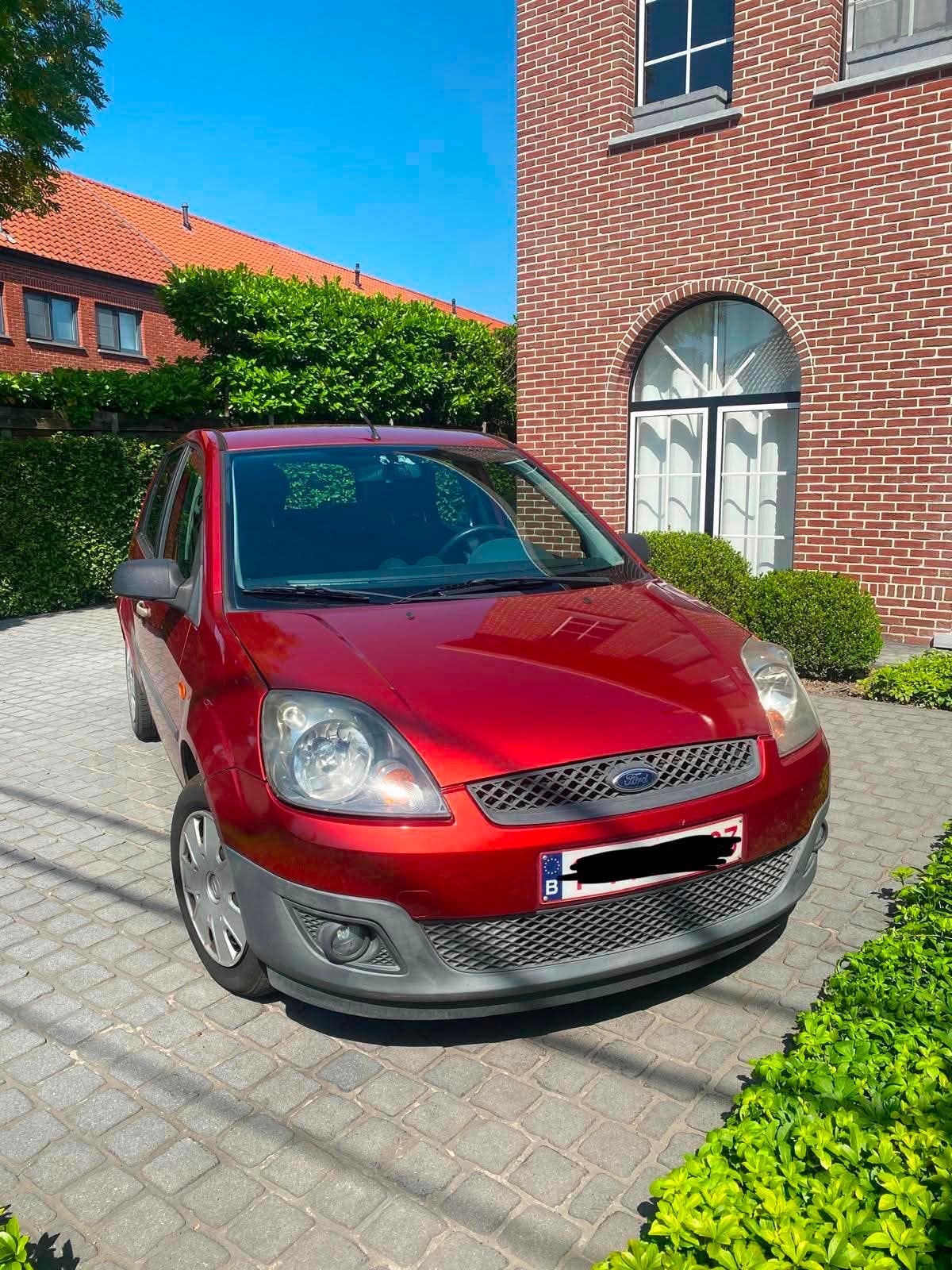 Ford Fiesta 2007 gekeurd voor verkoop benzine, Autos, Ford, Achat, Boîte manuelle, 5 portes, Particulier