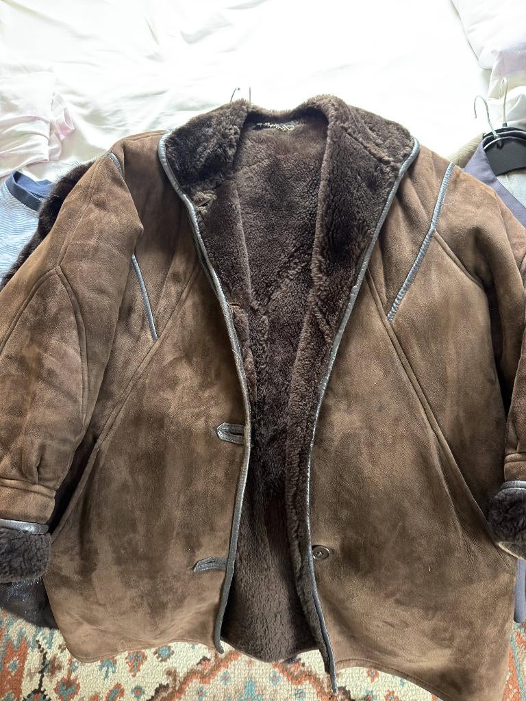Mouton retourne, Kleding | Dames, Jassen | Winter, Bruin, Maat 42/44 (L), Zo goed als nieuw, Ophalen