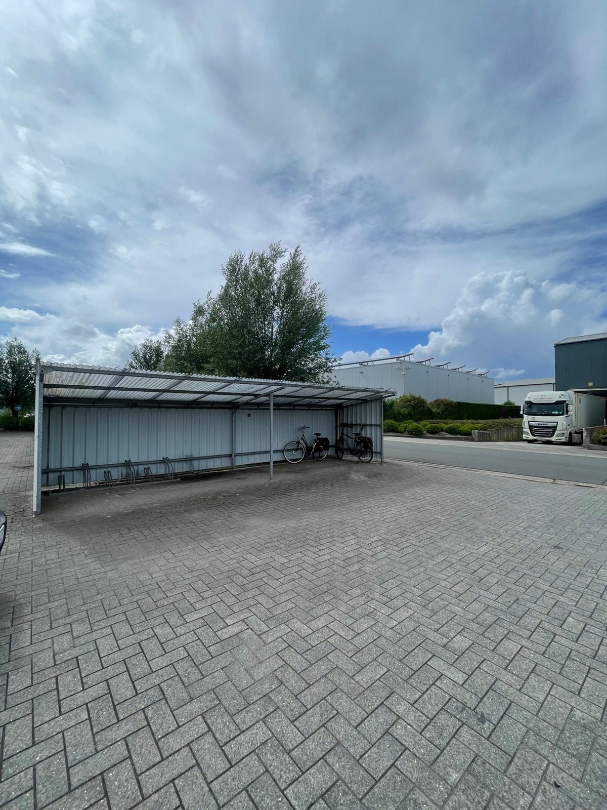 Fietsenstalling / kan volledig uit elkaar voor transport, Mise à l'étable