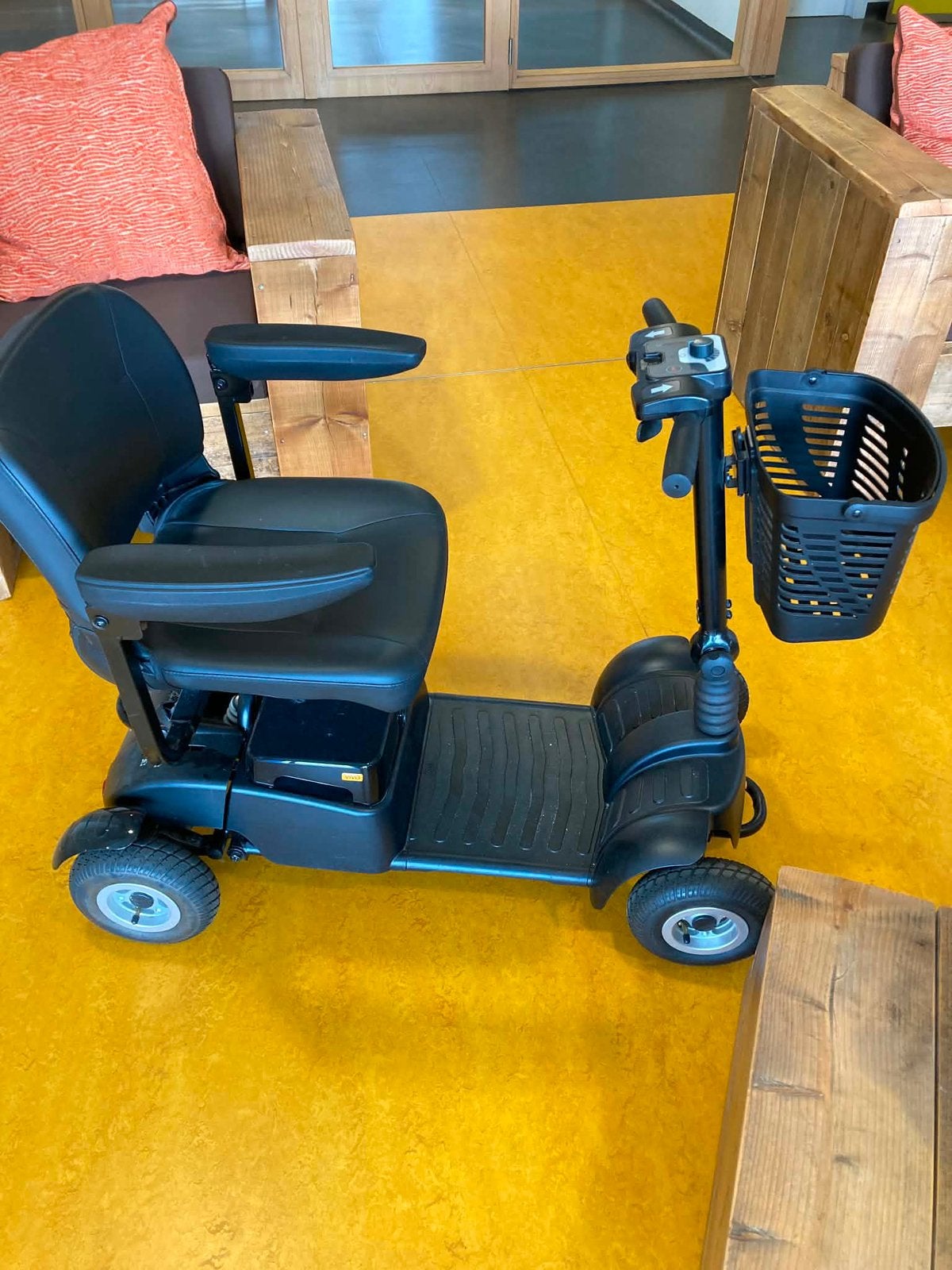 Scootmobiel, Diversen, Brommobielen en Scootmobielen, Ophalen, Life and Mobility, Gebruikt, 16 t/m 25 km