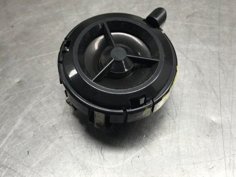 HAUT PARLEUR / ENCEINTE Colt (Z2 / Z3) (|MN141418|), Info@mitsubishi-motors.de, MITSUBISHI, Utilisé, Mitsubishi