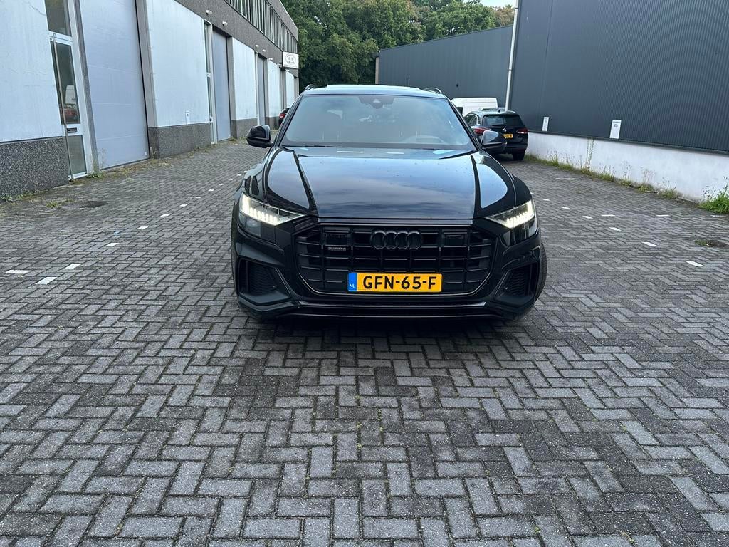 Audi Q8 50 TDI Quattro panorama s-line, Auto's, Audi, Automaat, Euro 6, Q8, Zwart