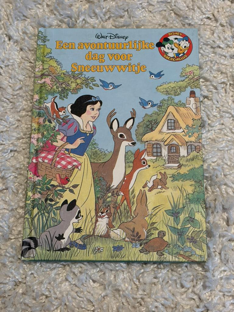 Disney boekenclub - Een avontuurlijke dag voor Sneeuwwitje, Boeken, Ophalen of Verzenden, Gelezen, Jongen of Meisje, Fictie algemeen