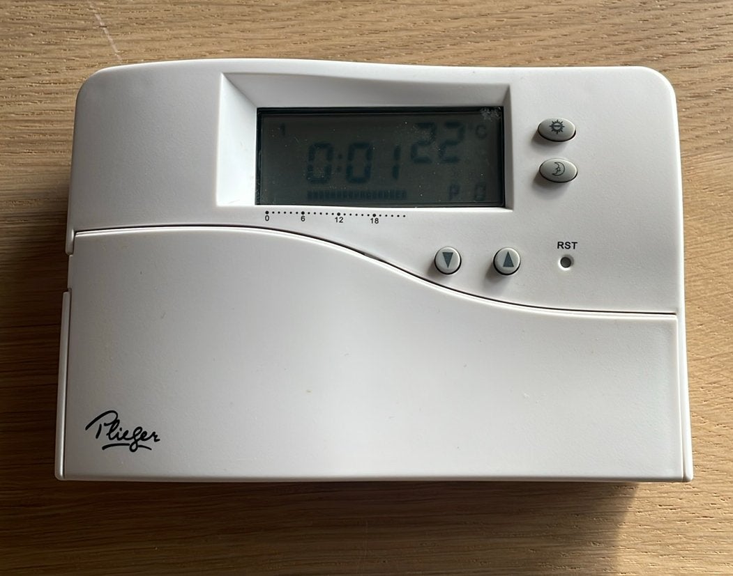 Phlieger digitale thermostaat, Doe-het-zelf en Bouw, Ophalen of Verzenden, Zo goed als nieuw