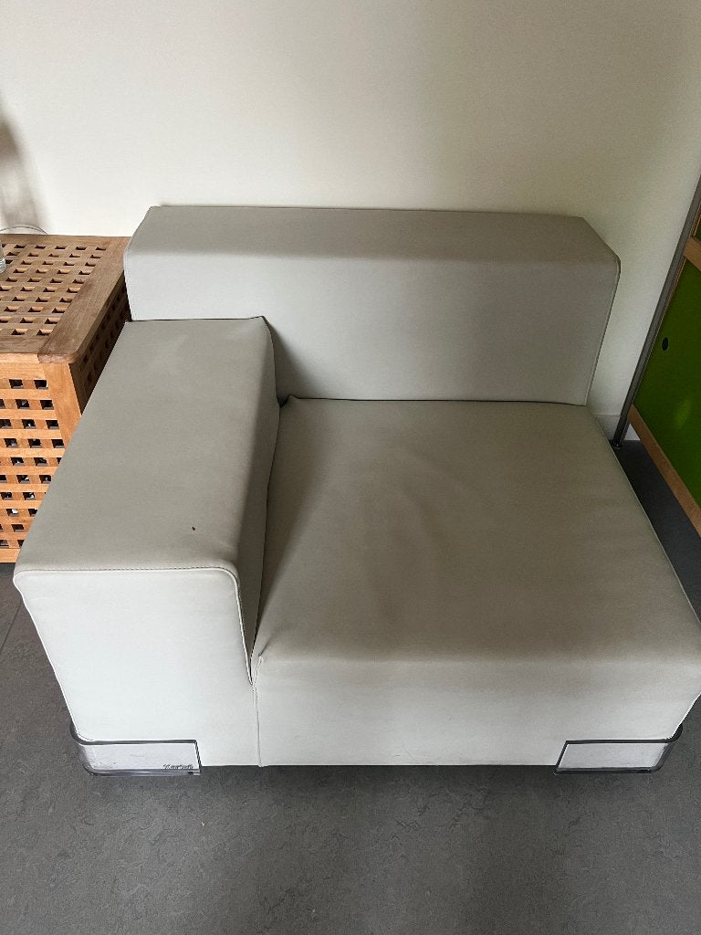 Kartell plastic outdoor set, Maison & Meubles, Canapés | Salons, 75 à 100 cm, Banc d'angle, Moins de 150 cm, Une personne