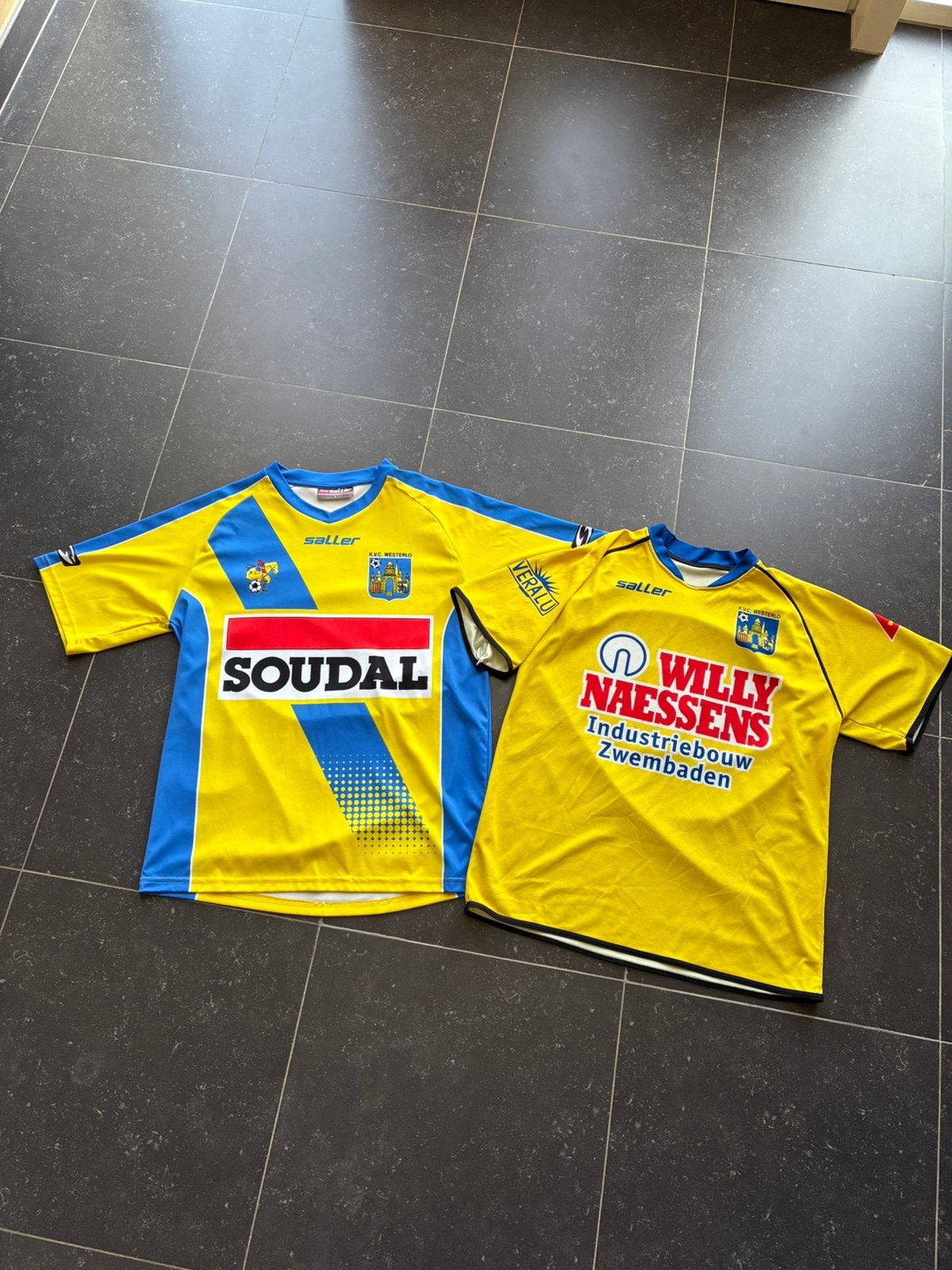 2 voetbalshirts KVC Westerlo, Ophalen of Verzenden, Zo goed als nieuw