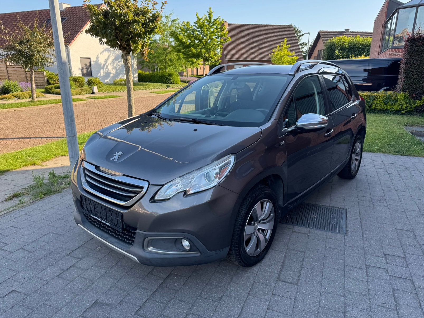 Peugeot 2008 1.6 diesel, Achat, Euro 6, Boîte manuelle, Entretenue par le concessionnaire