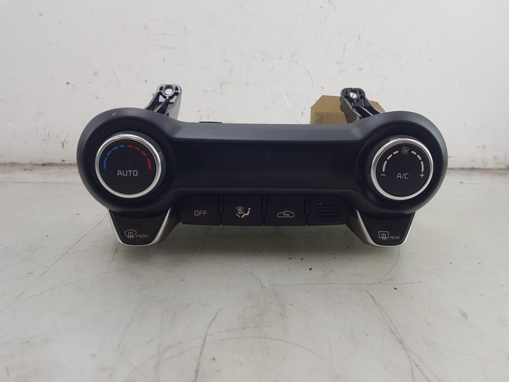 PANNEAU DE COMMANDE CHAUFFAGE CLIMATISATION Kia Stonic (YB), Utilisé, Kia