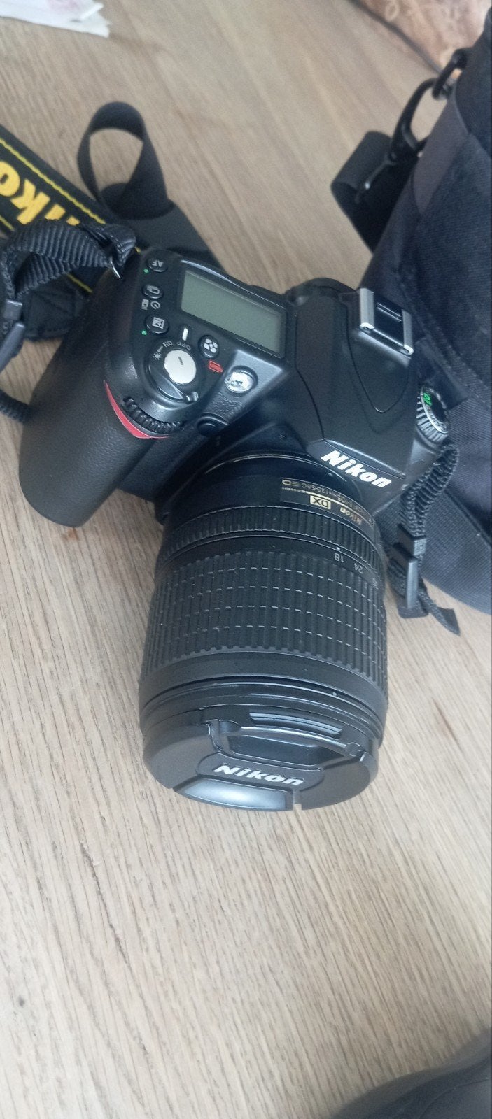 Nikon D90 met Nikor 18-105mm lens, Audio, Tv en Foto, Fotocamera's Digitaal, Ophalen of Verzenden, Zo goed als nieuw, Spiegelreflex