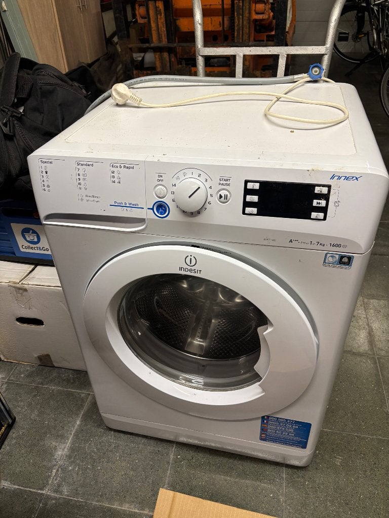 Wasmachine indecit, Elektronische apparatuur, Ophalen, 6 tot 8 kg, Gebruikt, Energieklasse A of zuiniger
