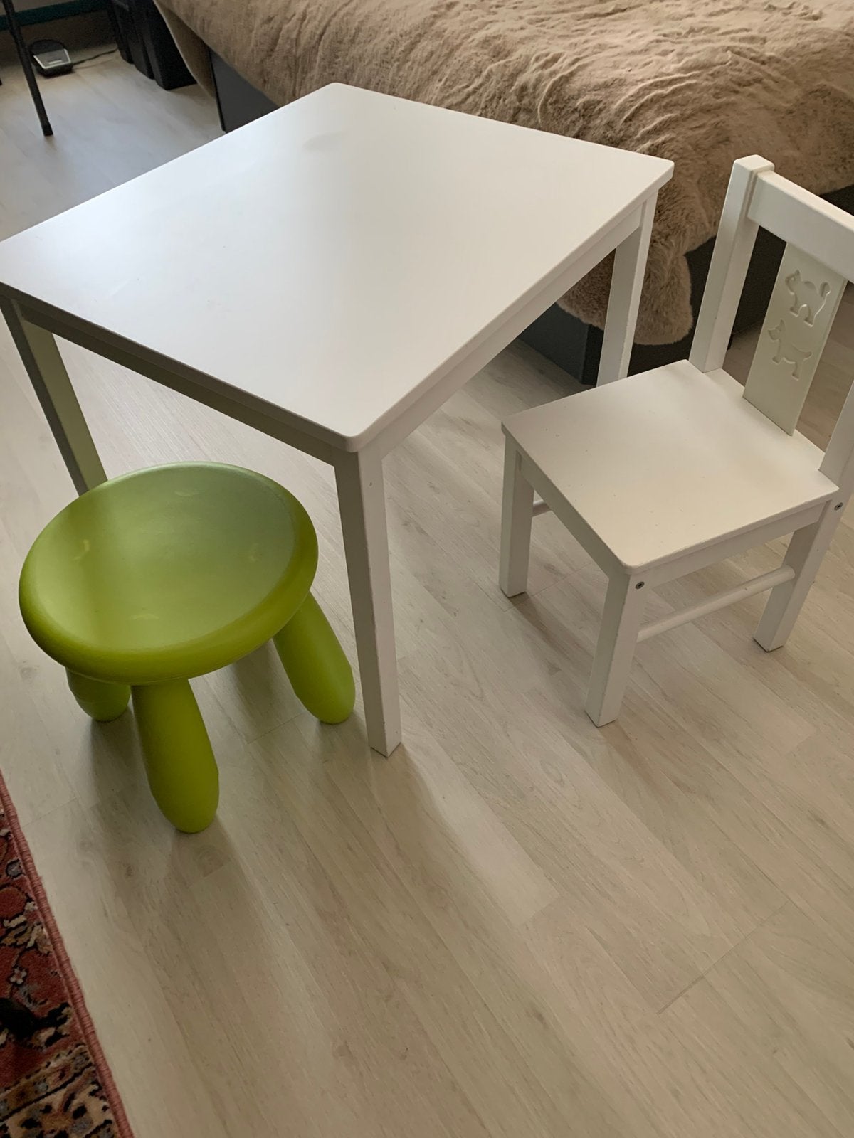 Table + chaise et tabouret IKEA pour enfants, Enlèvement, Comme neuf, Table(s) et Chaise(s)
