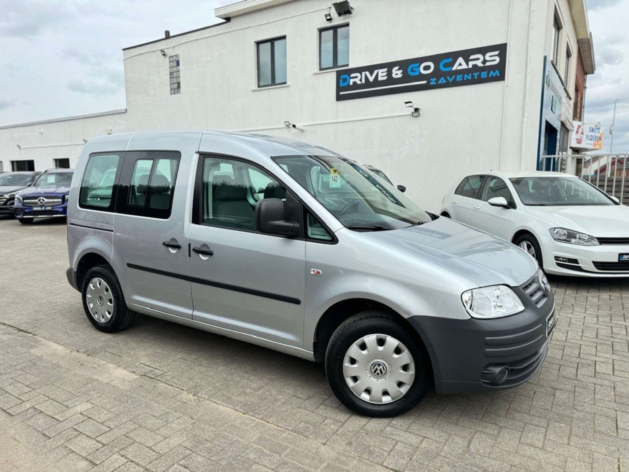 Volkswagen Caddy 1.4i Benzine - CarPlay * 1 JAAR GARANTIE *, Auto's, Voorwielaandrijving, Overige modellen, 4 cilinders, 59 kW