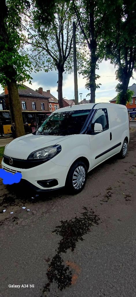 Fiat doblo 14cc essence 2019,  3 places, Auto's, Fiat, Particulier, Doblo, ABS, Adaptive Cruise Control, Airbags, Airconditioning