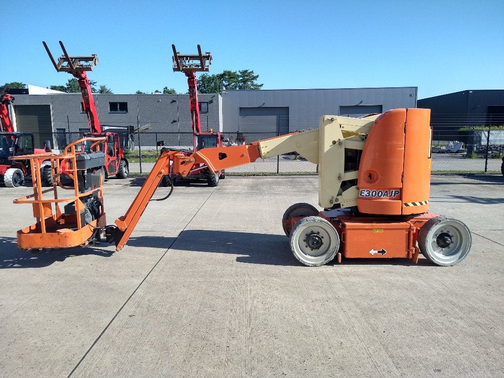 Hoogwerker JLG E300 AJP (971), Articles professionnels, Articles professionnels Autre, Enlèvement