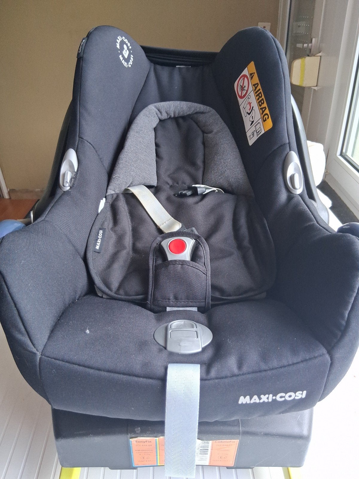 Maxi cosy easy fix, Ophalen