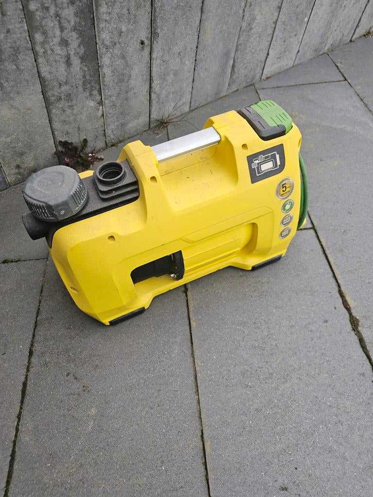 Pompe a eau, Enlèvement