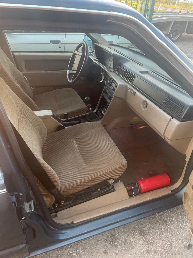 Volvo 740 oldtimer, foto 8