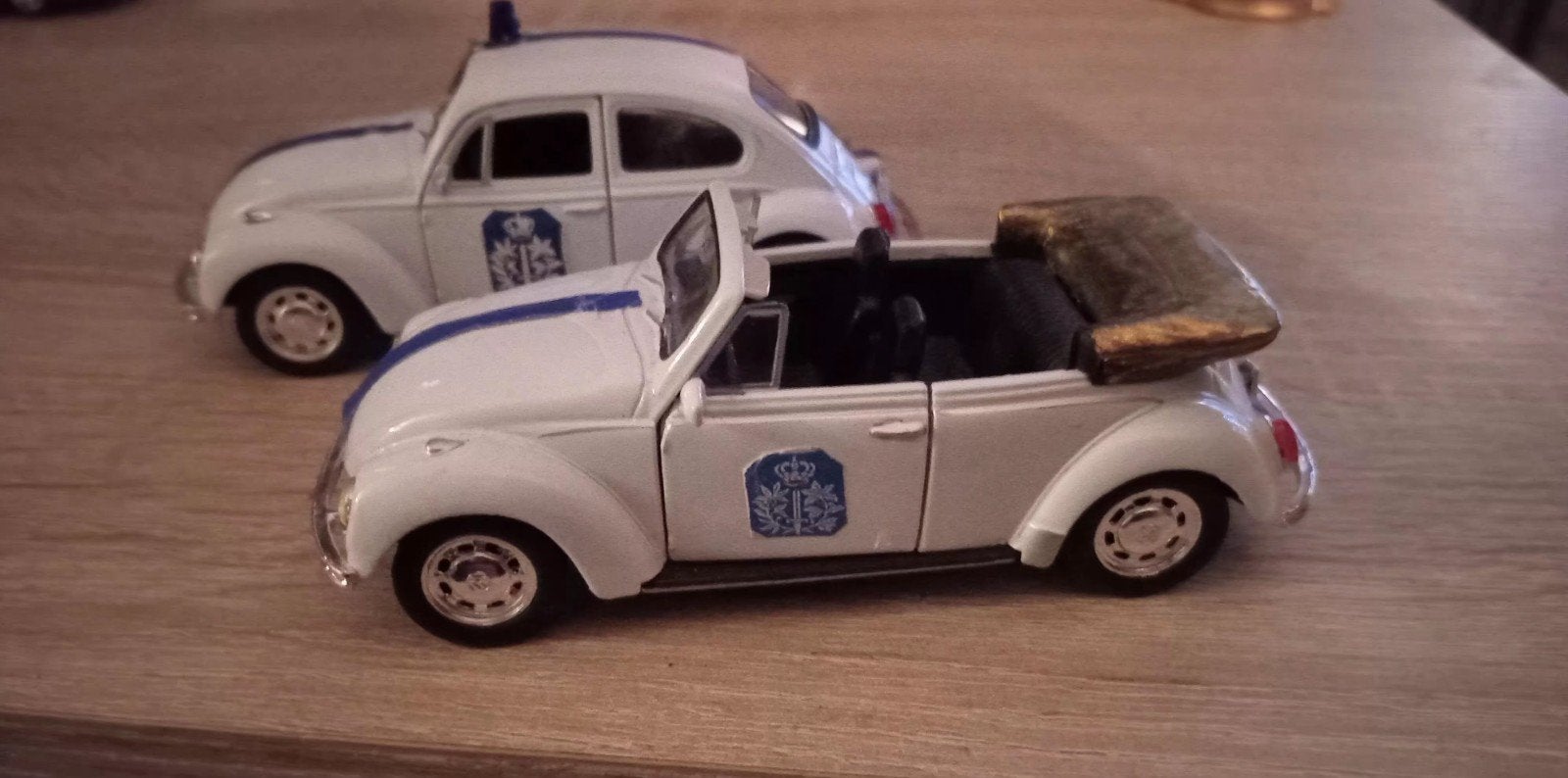 lot coccinelle police belge 1/43, Enlèvement