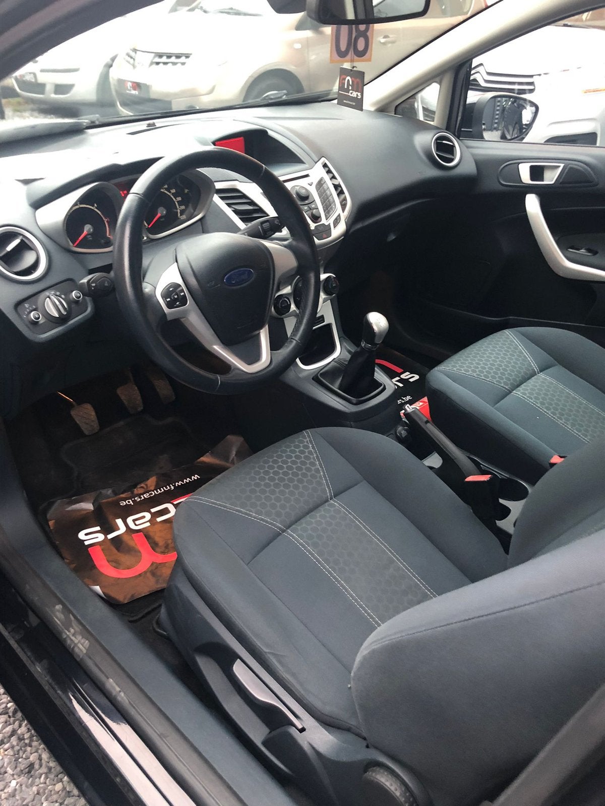 Zeer proper Ford fiesta 16tdci bwj 2010 128000km, Voorwielaandrijving, Stof, 4 cilinders, 1600 cc