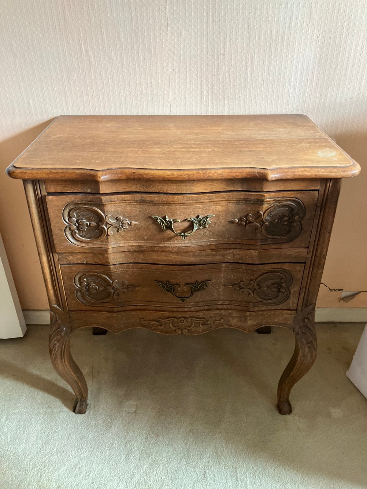 Petite commode ancienne, Enlèvement, Comme neuf