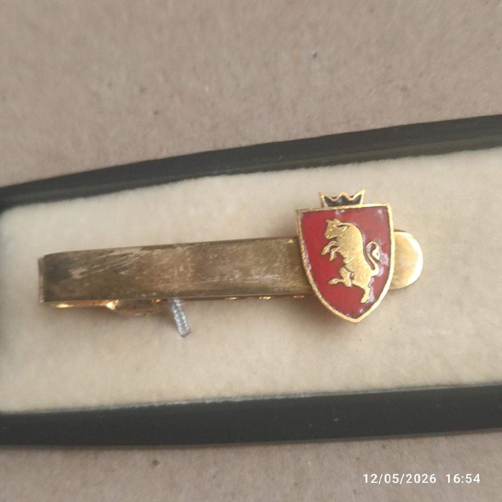 Petite épingle à cravate JUPILER ., Enlèvement ou Envoi, Utilisé, Panneau, Plaque ou Plaquette publicitaire, Jupiler