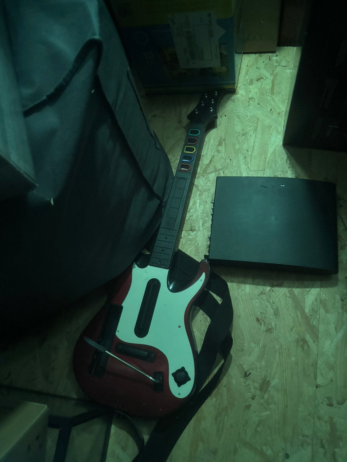 Guitar hero 5 gitaarcontroller, Ophalen, Zo goed als nieuw