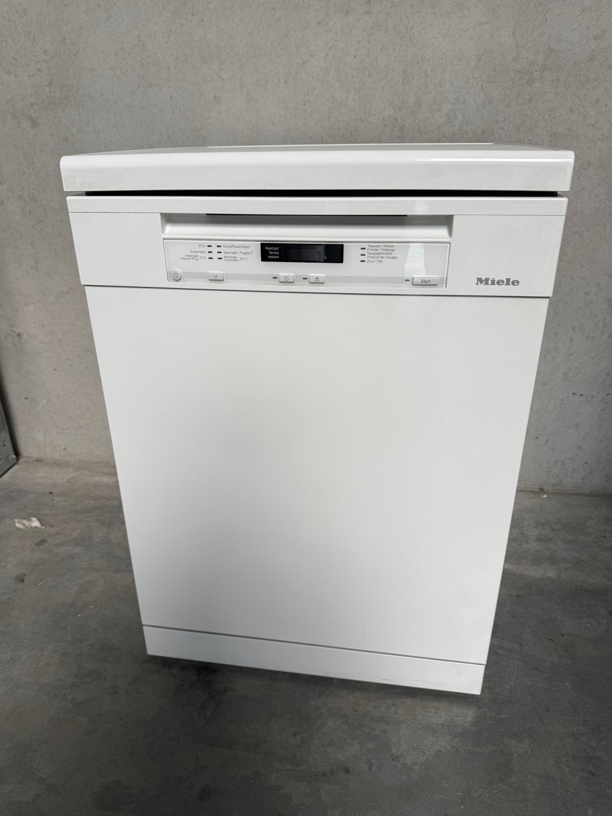 Prachtige Miele vrijstaande vaatwas besteklade / garantie!, Elektronische apparatuur, Vaatwasmachines, Ophalen, Minder dan 10 liter