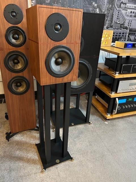 Revival Audio ATALANTE 3 optie stands - Nieuw-Garantie-, Nieuw, 120 watt of meer, Front, Rear of Stereo speakers, Ophalen