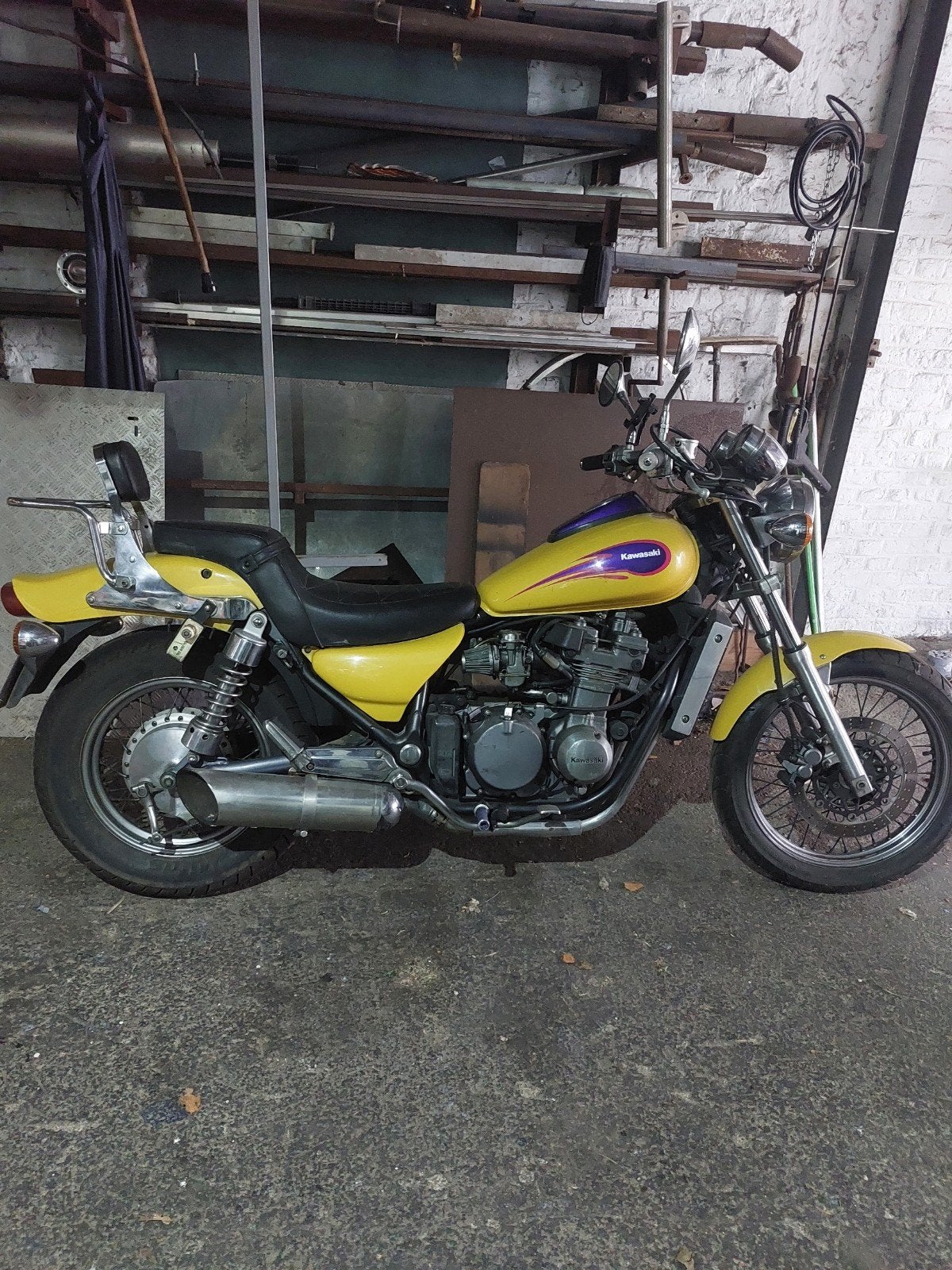 Kawasaki ZL, Motos