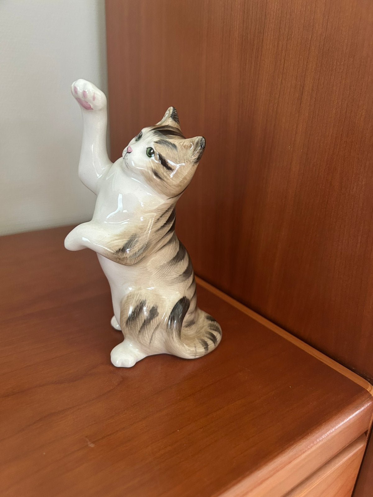 Chaton en porcelaine, Enlèvement, Comme neuf, Animal